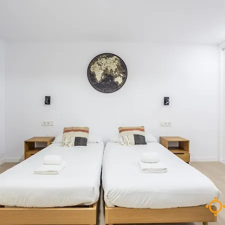 Apartment Travelers Dream By Livework *