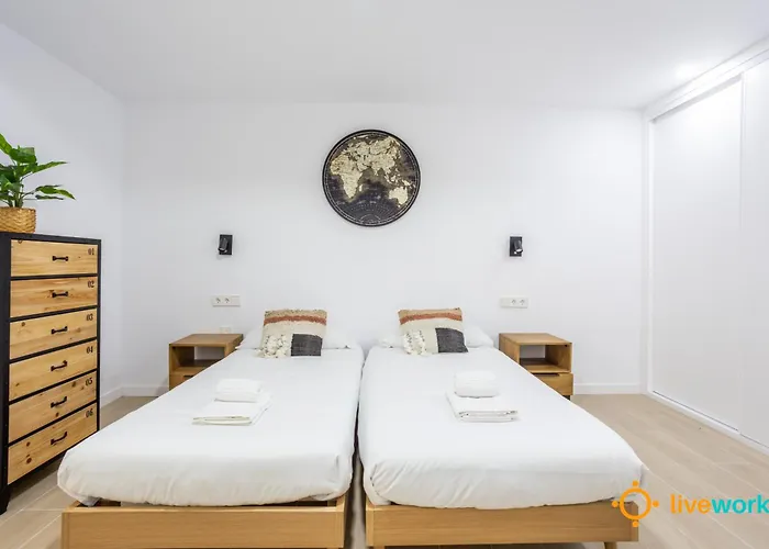 Apartment Travelers Dream By Livework *